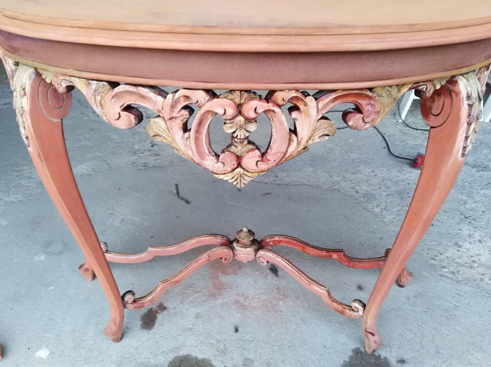 Lijado de mesa para después barnizar