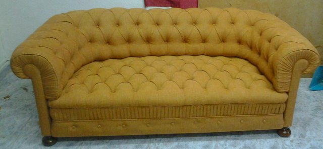 Sofa chester capitone y asiento de muelles tapiceria madrid,pozuelo,aravaca