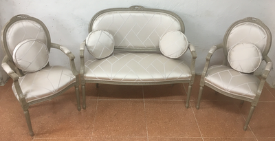 Restauración de sofá y dos butacas